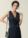 Wrap dress in embossed poplin