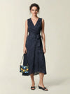 Wrap dress in embossed poplin